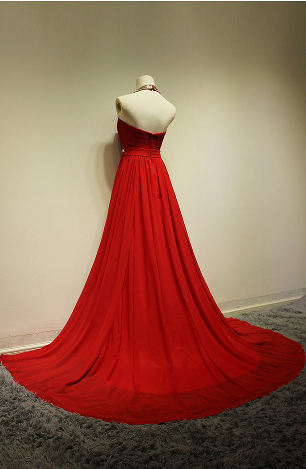 A-line Halter-neck Sleeveless Court Train Tulle Evening Gown With Beading 5