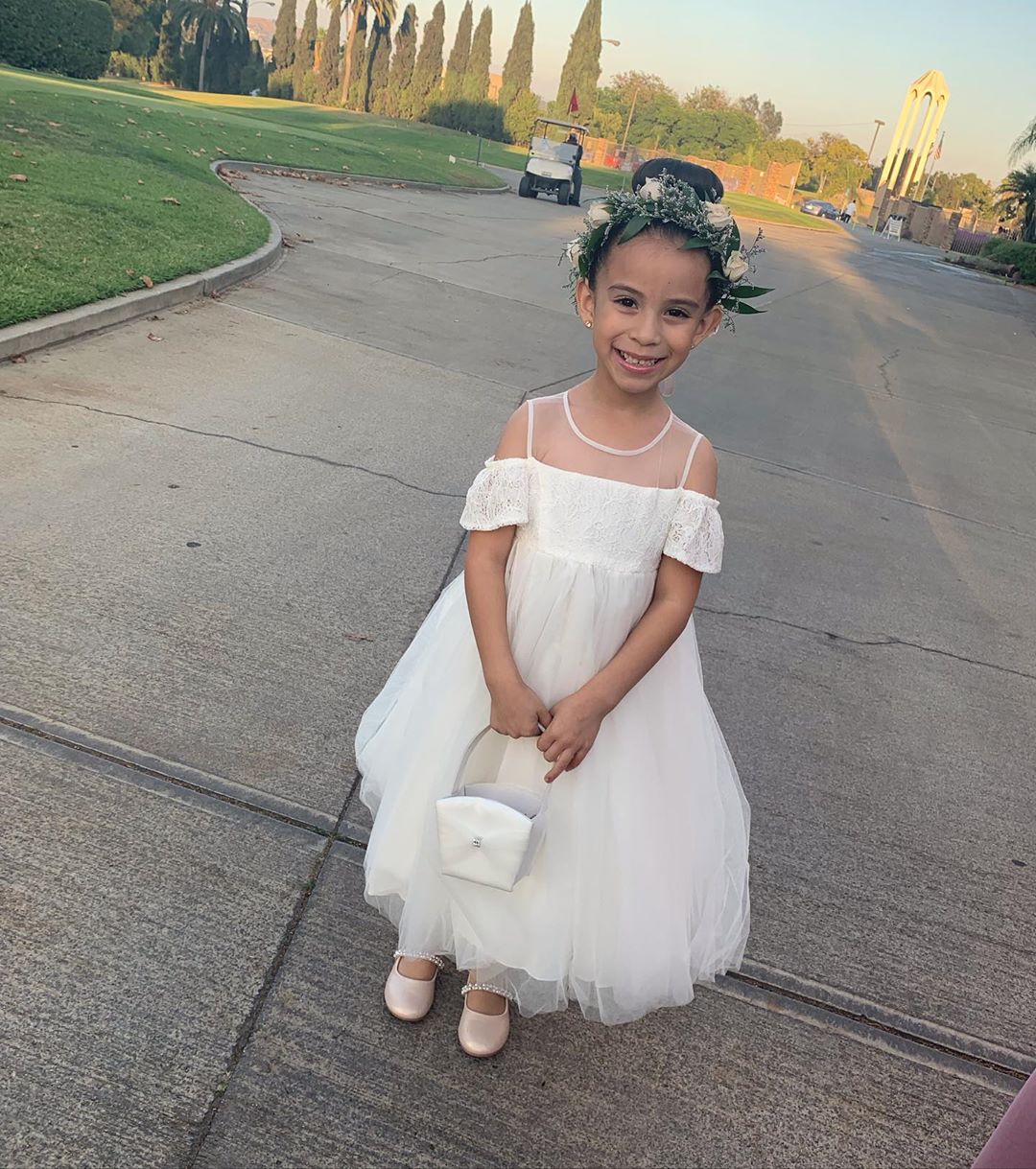 Pretty Cold-Shoulder Tulle Flower Girl Dresses | White Lace Little Girls Pageant Dresses 4