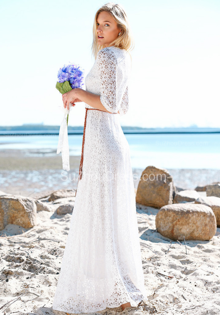 Column Scoop Neck Floor-length Wedding Gown With Lace 2