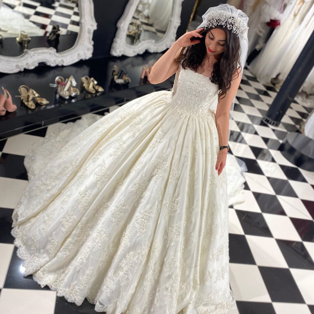 Ball Gown Straps Sleeveless Cathedral Train Lace Wedding Gown With Ruffles 3