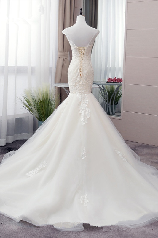 Mermaid Jewel Neck Sleeveless Floor-length Tulle Wedding Dress With Beading 2