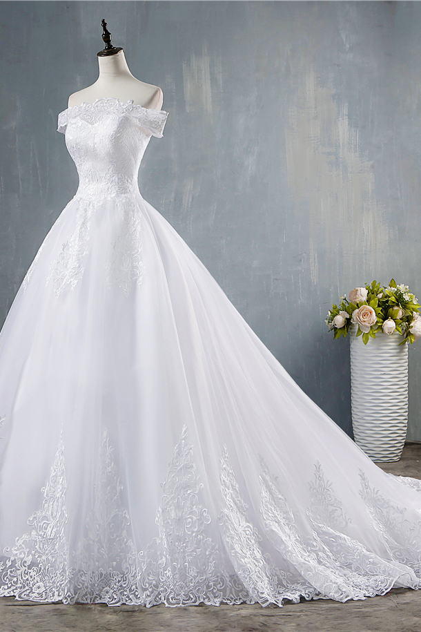 A-line Bateau Neck Sleeveless Floor-length Tulle Bridal Dress With Appliques 3