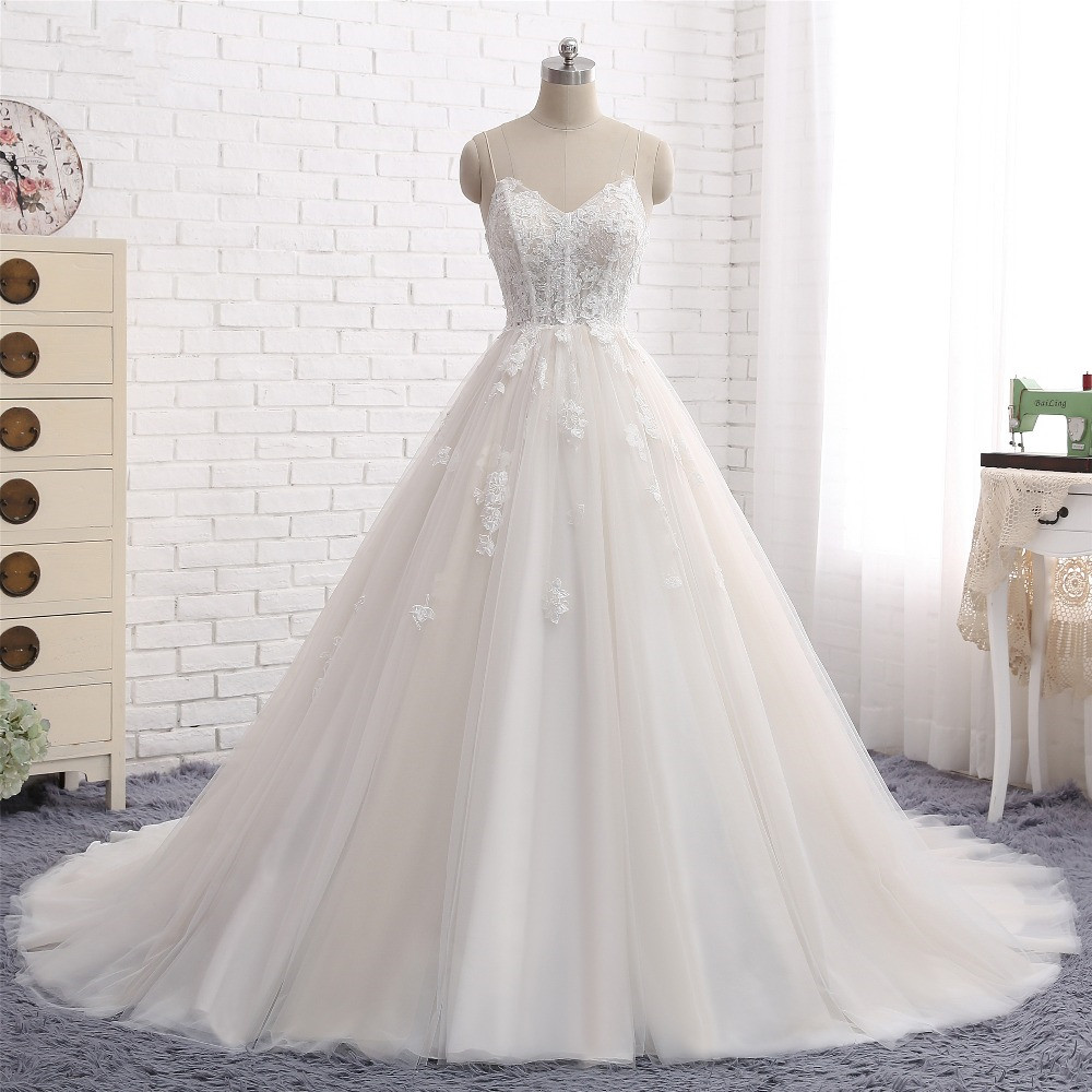 A-line Spaghetti Straps Floor-length Tulle Bridal Dress With Appliques 6