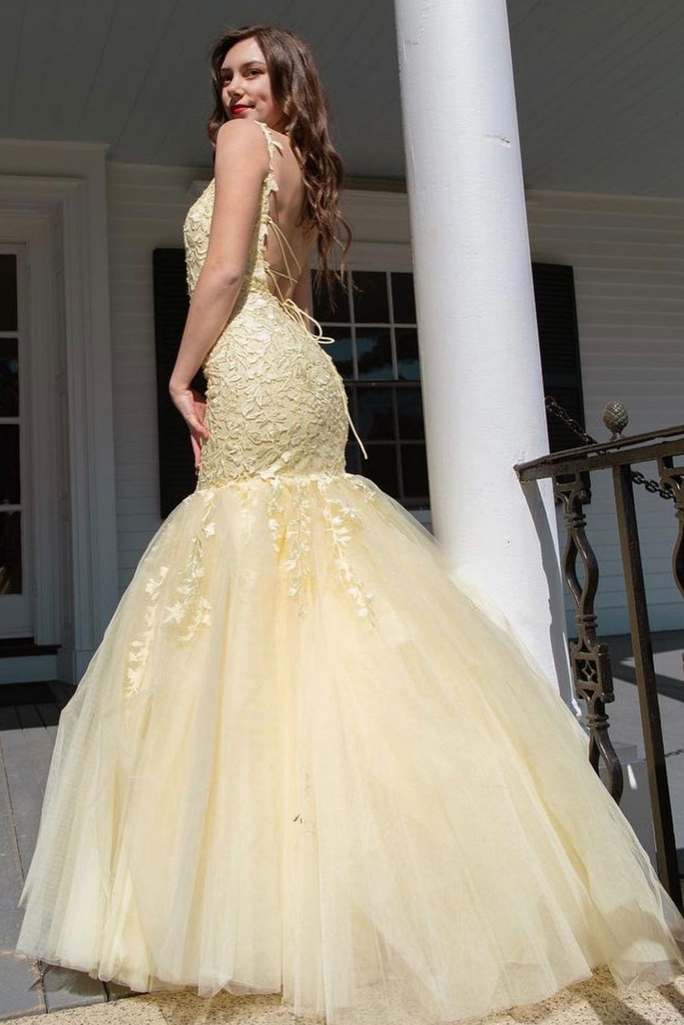 Mermaid Spaghetti Straps Square Neck Floor-length Lace Evening Dress With Appliques 2
