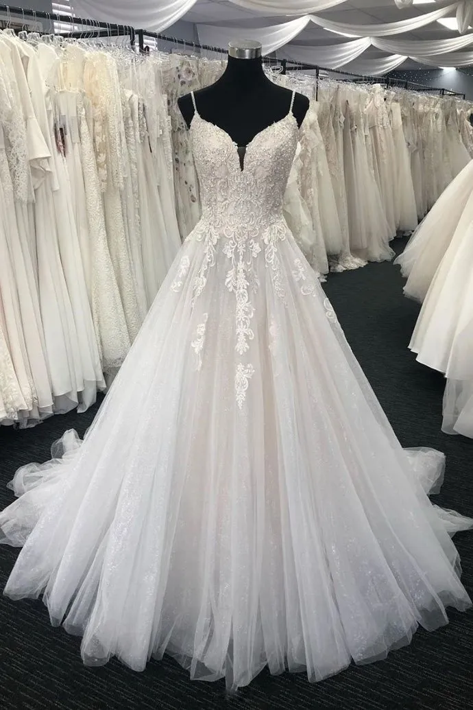 A-line Straps V-neck Sleeveless Floor-length Tulle Bridal Gown With Lace 1