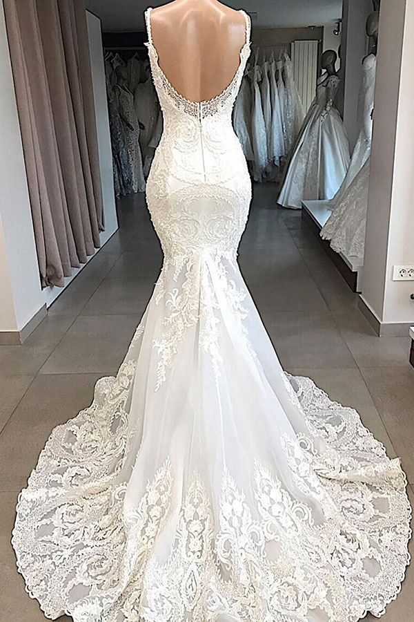 Mermaid Spaghetti Straps V-neck Sleeveless Court Train Tulle Wedding Gown With Appliques 2