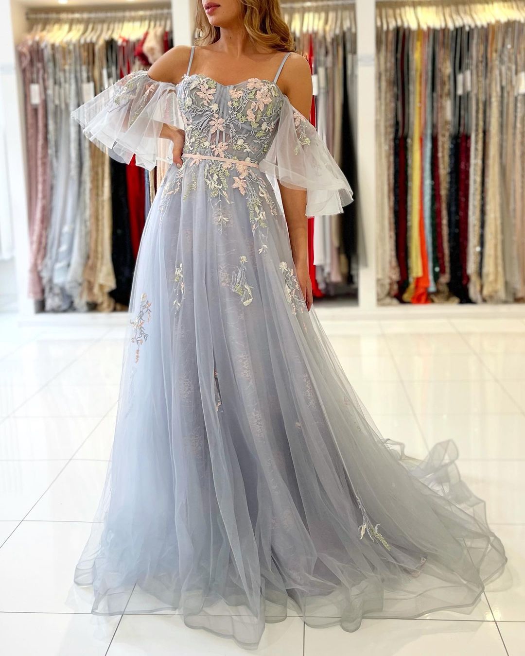A-line Spaghetti Straps Sleeveless Floor-length Tulle Evening Dress With Lace 2