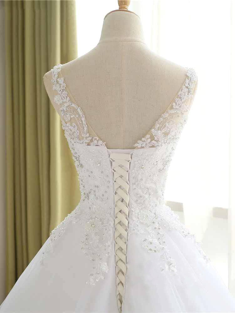 A-line V-neck Sleeveless Sweep / Brush Train Lace Bridal Gown With Appliques 4