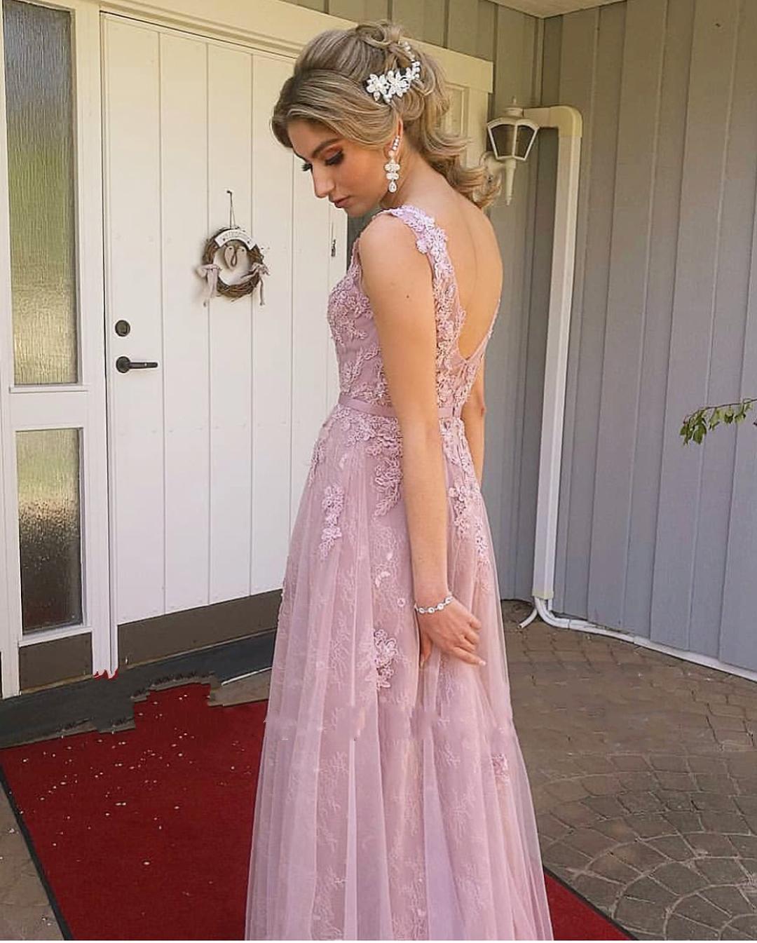 A-line V-neck Sleeveless Floor-length Lace Formal Dress With Lace 2