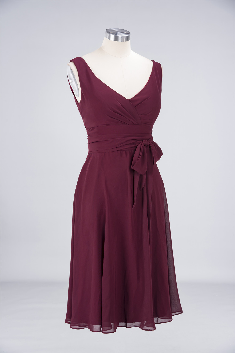 A-line Straps V-neck Sleeveless Knee-length 100D Chiffon Bridesmaid Attire With Ribbons 2