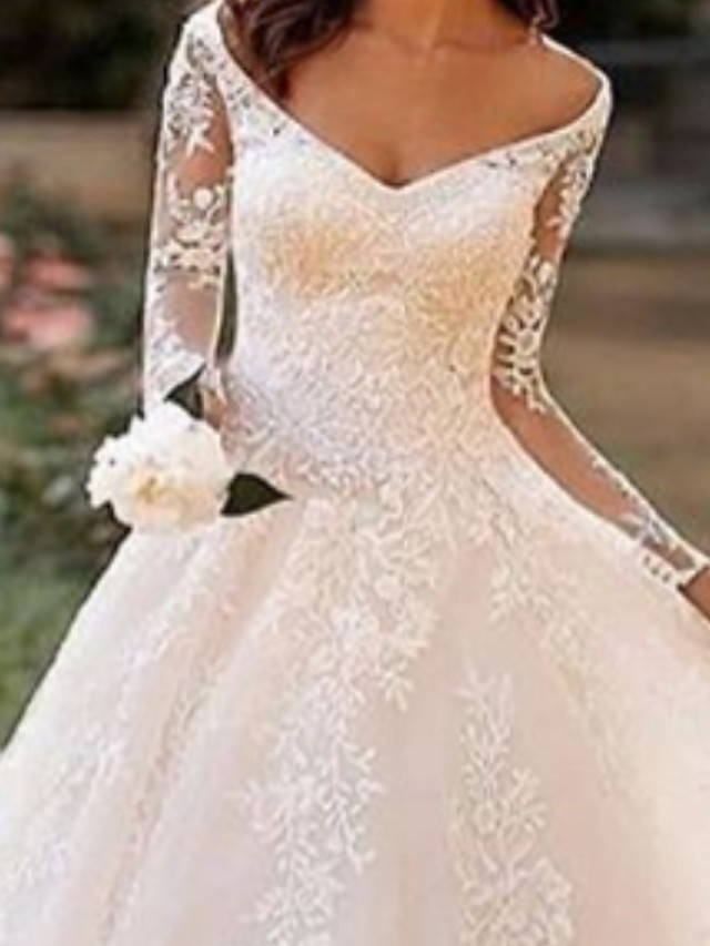 A-Line Lace Tulle Wedding Dress with Bateau V-Neck and Long Sleeves 3