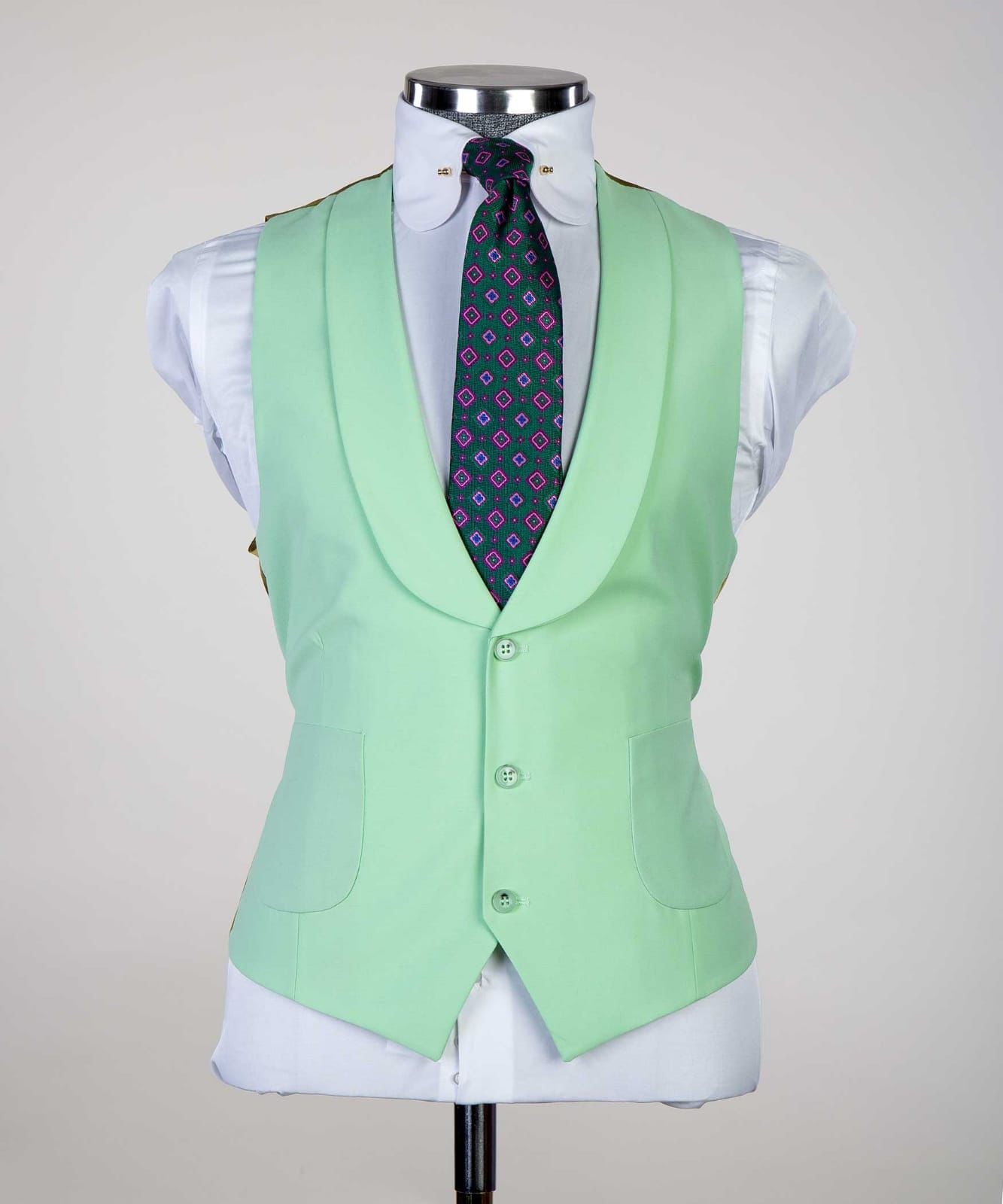 Mint Green Peaked Lapel Three Pieces Men Business Suit 3