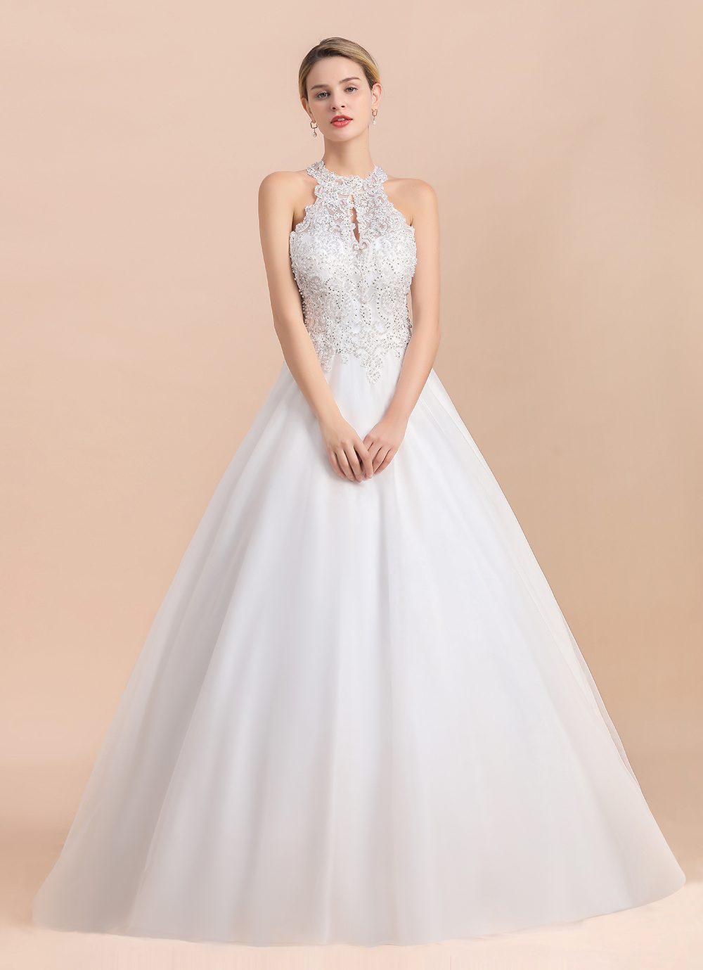 Halter-neck Sleeveless Sweep / Brush Train Tulle Wedding Gown With Lace 7