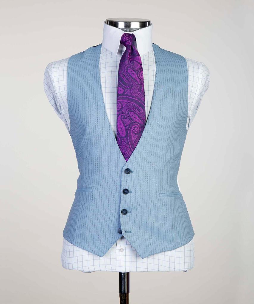 Sky Blue Striped Peaked Lapel Three Pieces Men Business Suit 2