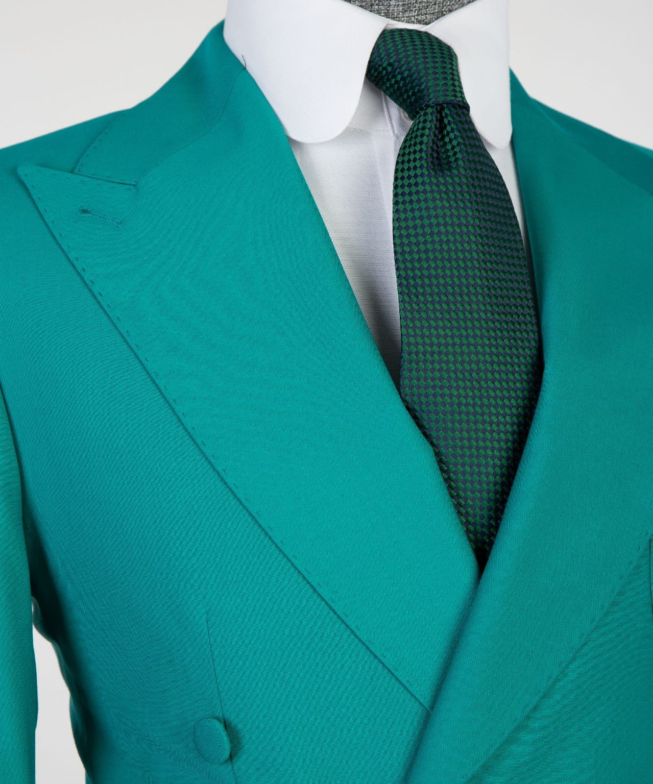 Green Two Pieces Prom Men Suit with Double Breasted Peaked Lapel 2