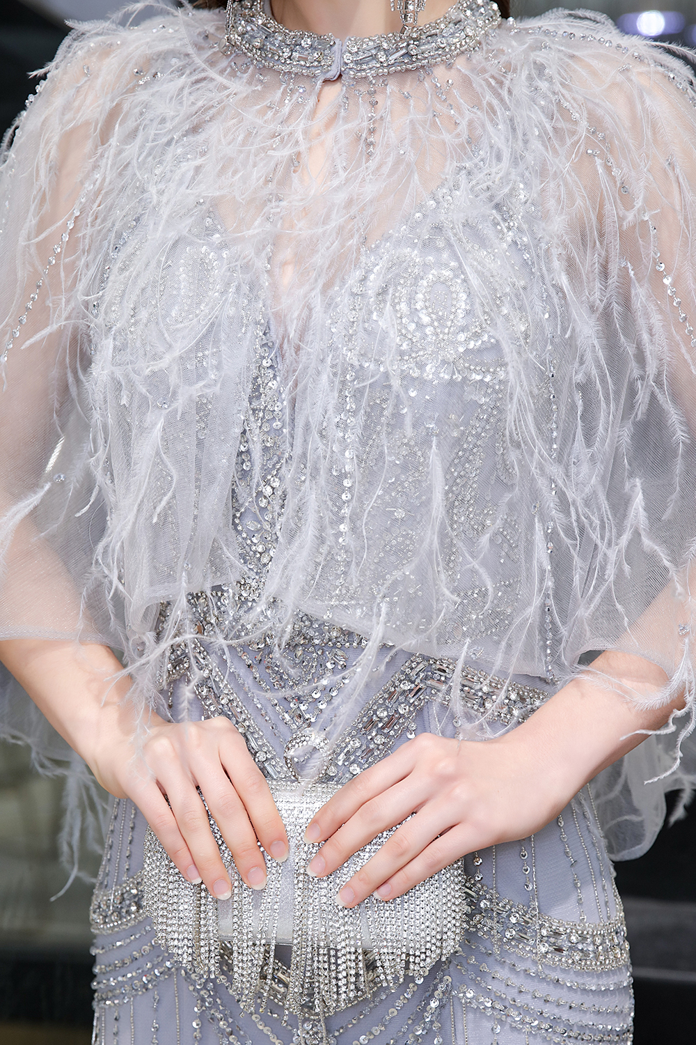 Mermaid V-neck Sleeveless Court Train Tulle Evening Gown With Feathers 11