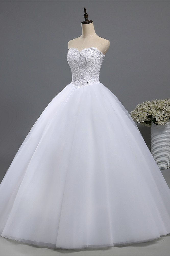 A-line Sweetheart Neck Floor-length Tulle Bridal Dress With Appliques 3