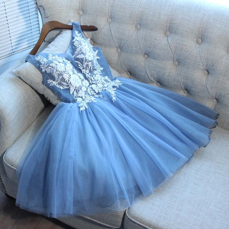 A-line V-neck Cap Sleeves Mini Tulle Cocktail Party Dress With Appliques 4