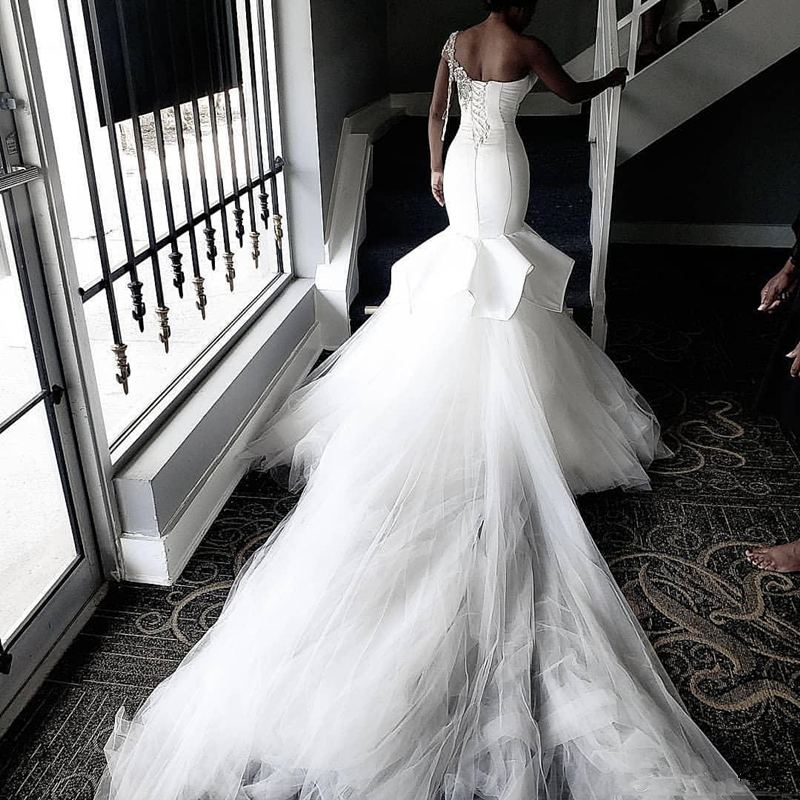 Mermaid One Shoulder Sleeveless Sweep / Brush Train Bridal Gown With Appliques 4