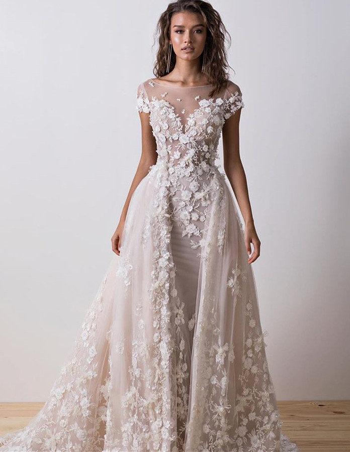 Bateau Neck Floor-length Wedding Dress With Appliques 1