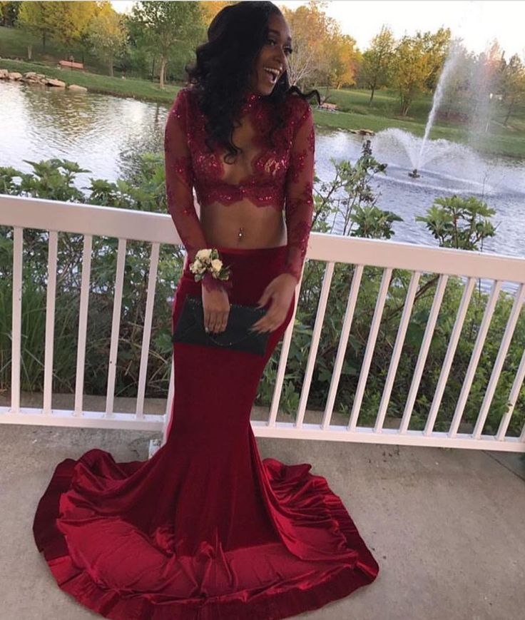 Mermaid High Neck Sweep / Brush Train Evening Gown With Appliques 2