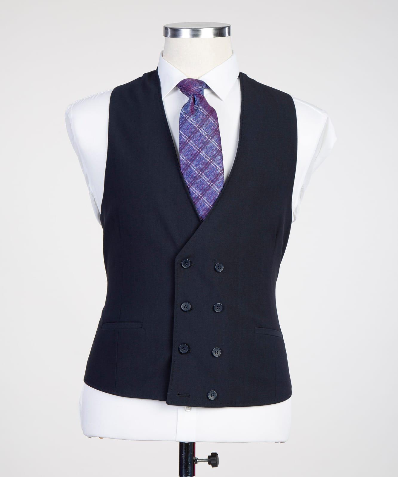 Dark Navy Three Pieces Men Suit with Peaked Lapel 2