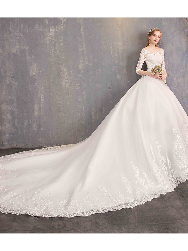 Ball Gown Half-Sleeves Chapel Train Lace Bridal Gown With Lace 3
