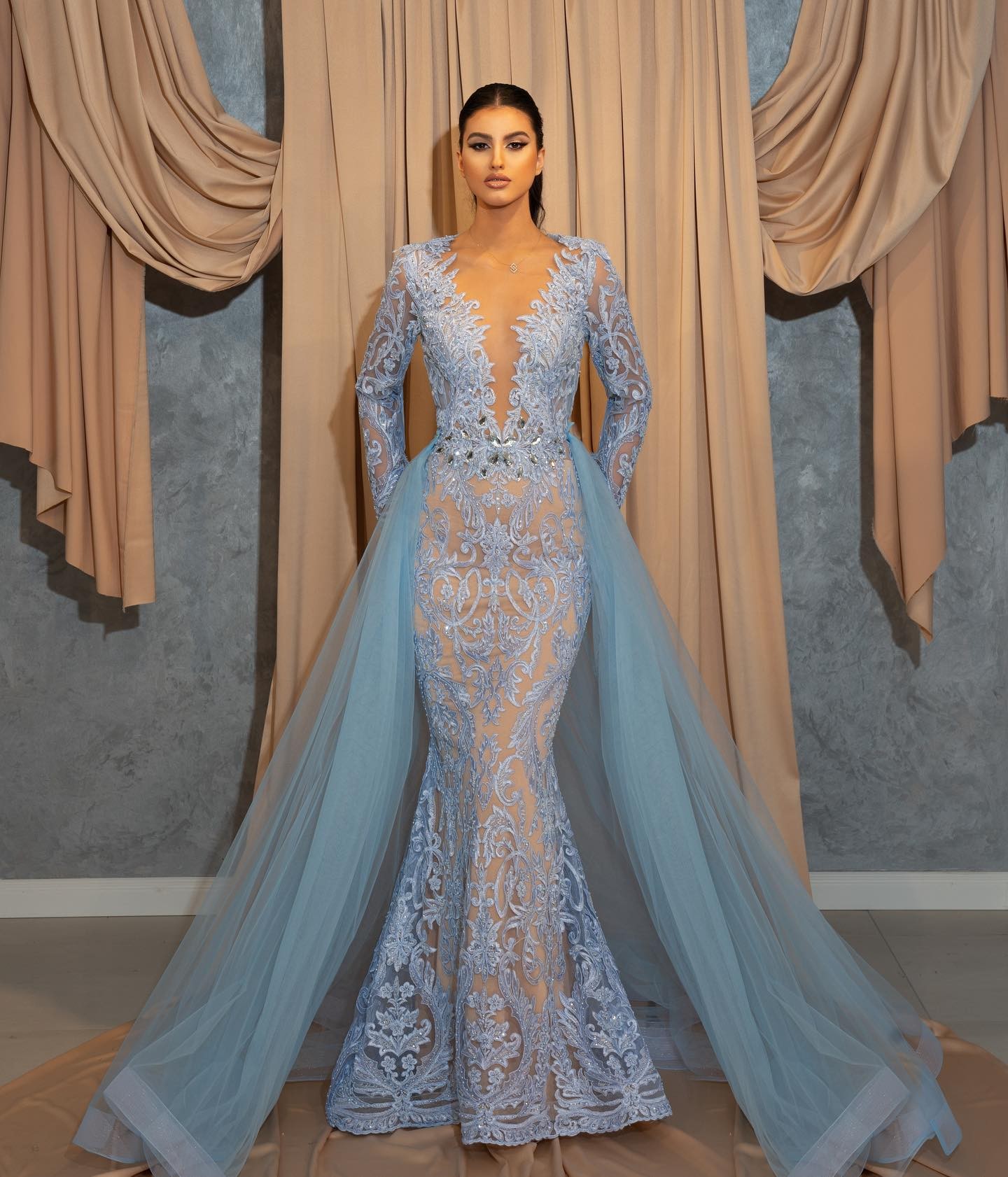 A-line Jewel Neck Long Sleeves Floor-length Lace Evening Dress With Lace 2