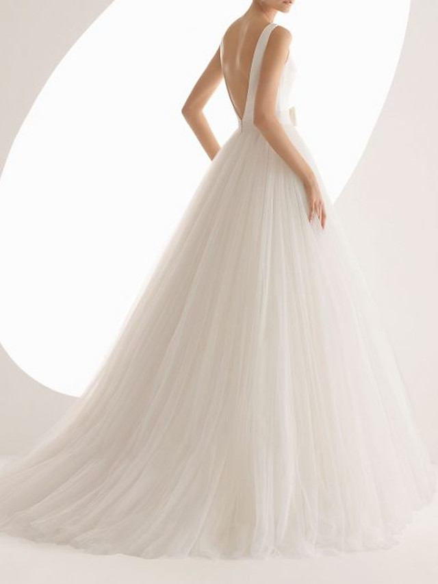 Ball Gown Straps Bateau Neck Sleeveless Sweep / Brush Train Satin Wedding Gown With Bow 2
