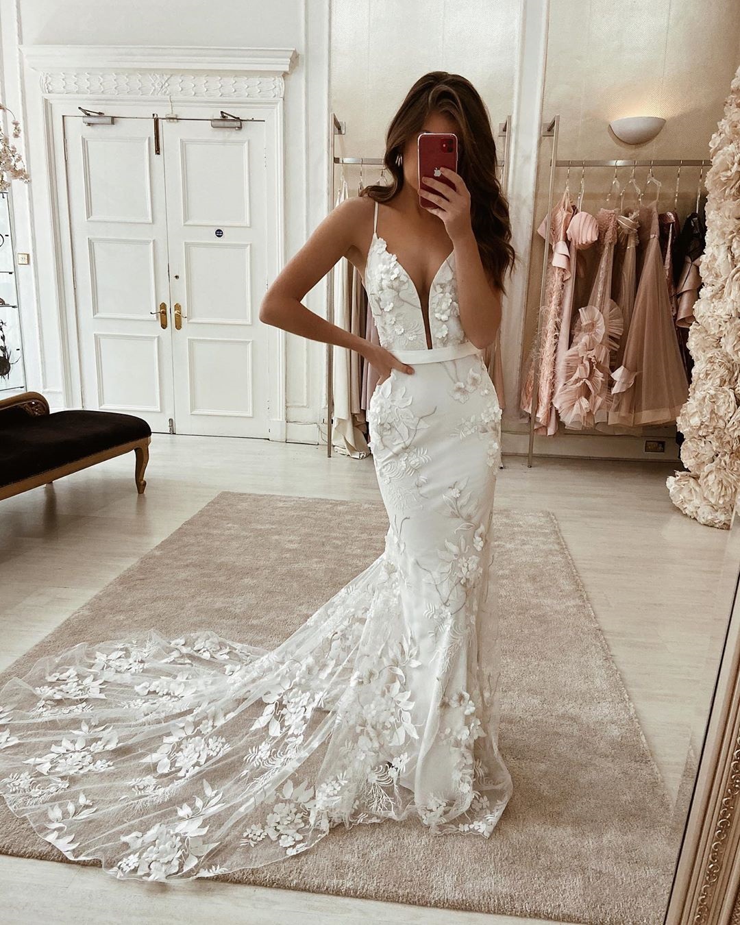 Mermaid Spaghetti Straps V-neck Sleeveless Court Train Satin Wedding Gown With Ribbons 2