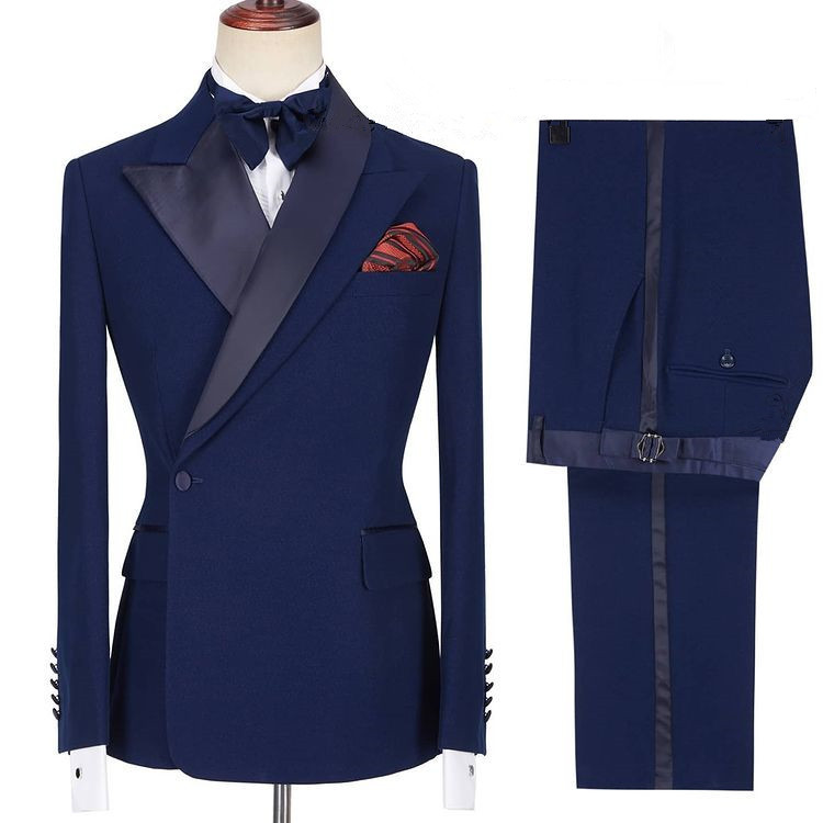 Dark Navy Single Breasted Men's Suit with Peaked Lapel for Prom 3