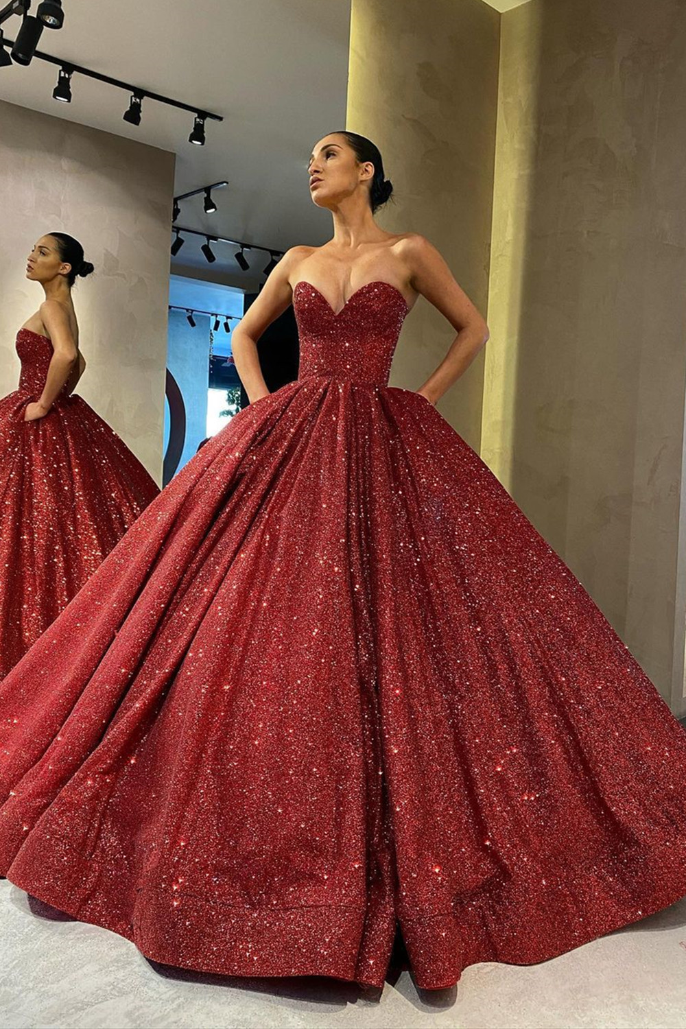A-line Sleeveless Sweep / Brush Train Evening Gown With Sequins 2