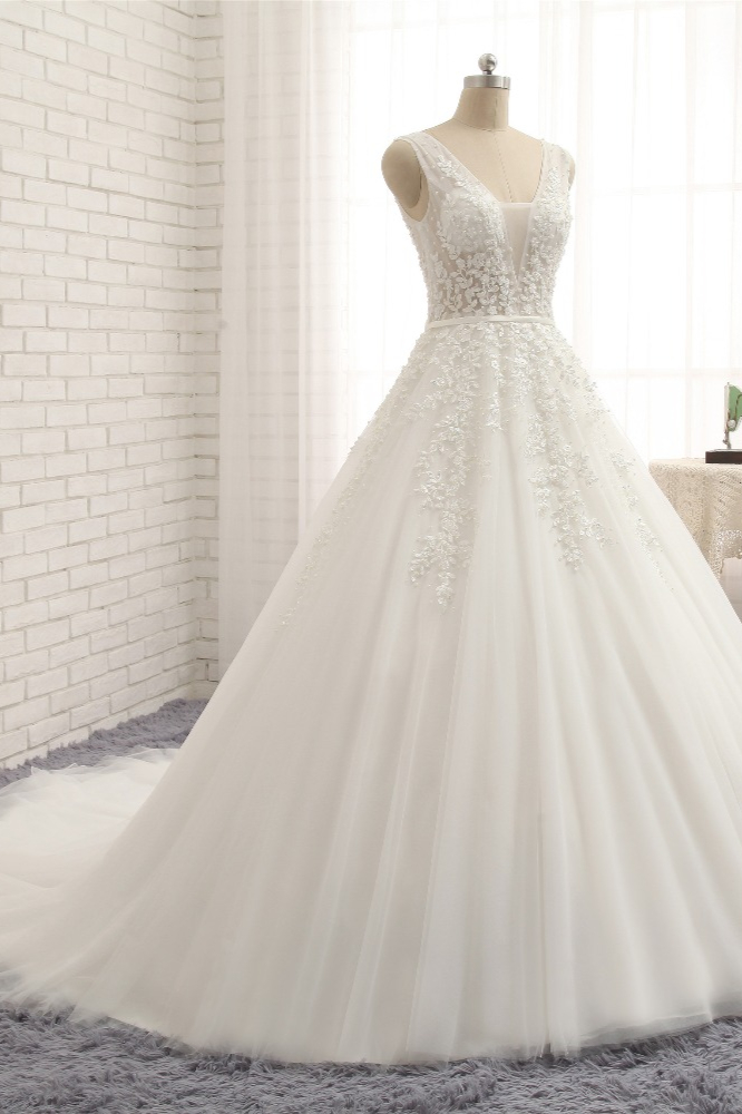 A-line Straps Sleeveless Floor-length Tulle Wedding Dress With Appliques 3