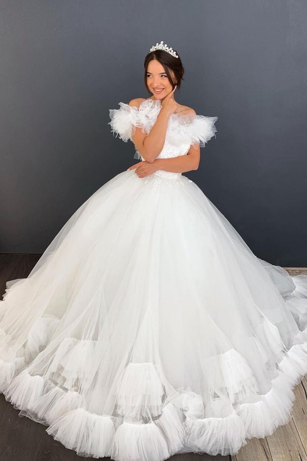 A-line Bateau Neck Cap Sleeves Chapel Train Tulle Bridal Attire With Lace 1