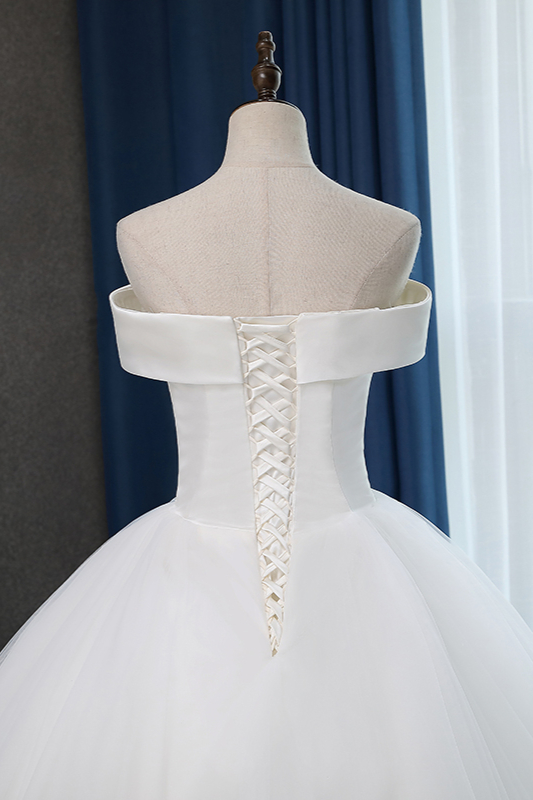 A-line Bateau Neck Floor-length Tulle Wedding Dress 6