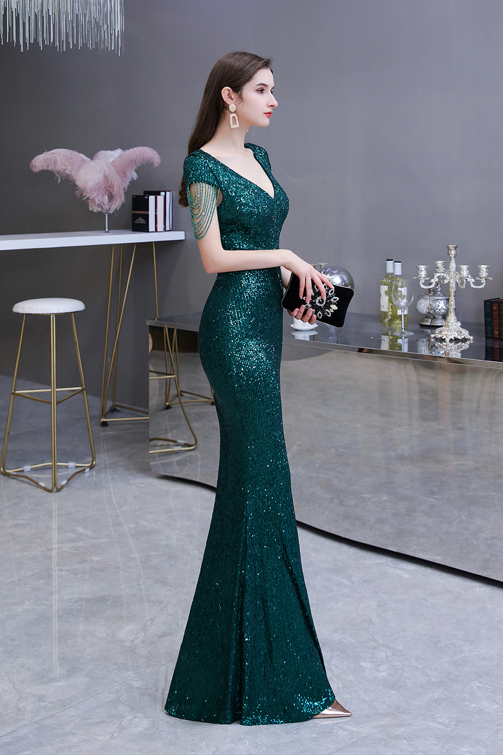 Mermaid V-neck Short Sleeves Sweep / Brush Train Evening Gown With Sequins 4