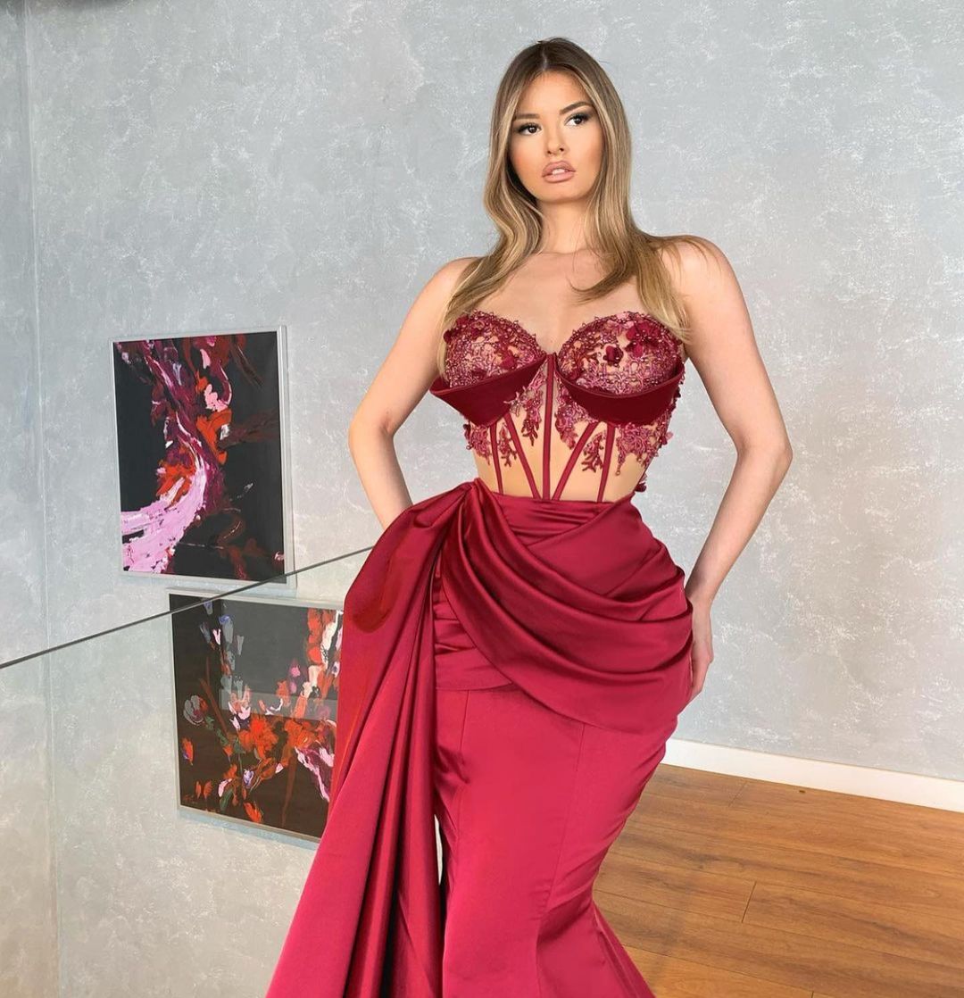 Mermaid Sweetheart Neck Sleeveless Sweep / Brush Train Stretch Satin Prom Dress With Pearls 3