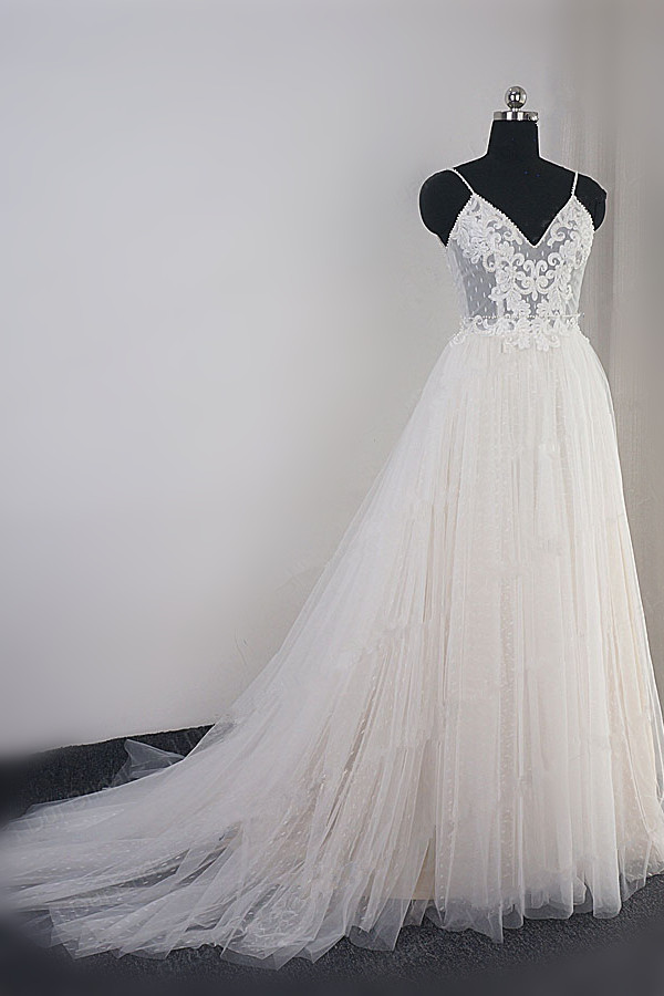 Mermaid Spaghetti Straps V-neck Sleeveless Floor-length Tulle Bridal Dress With Ruffles 3