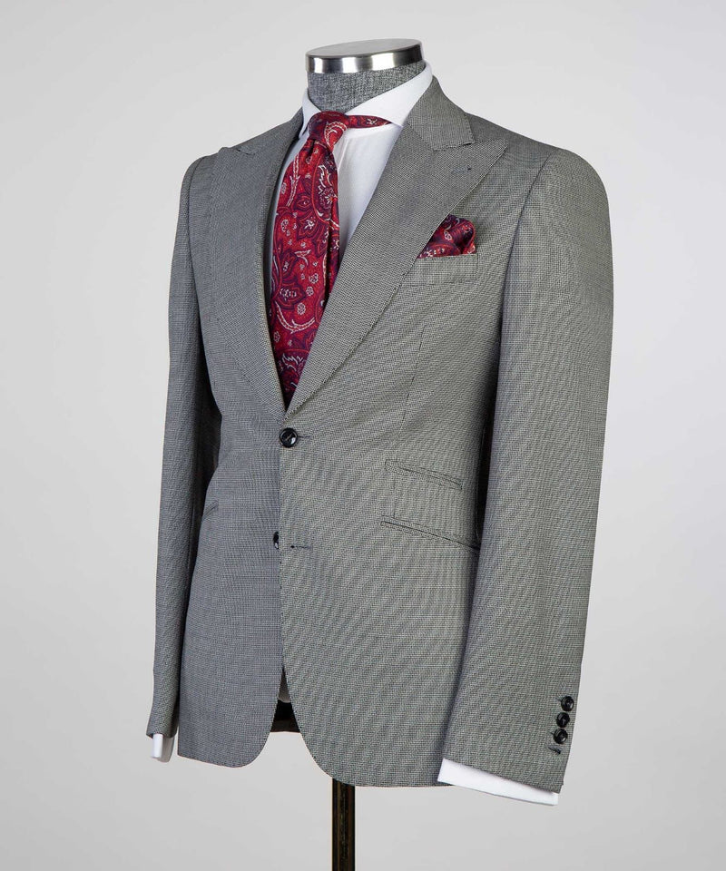Gray Peaked Lapel Three Pieces Business Men Suit 5