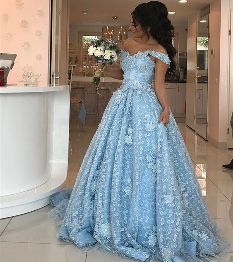 A-line Sweetheart Neck Cap Sleeves Sweep / Brush Train Evening Dress With Appliques 2