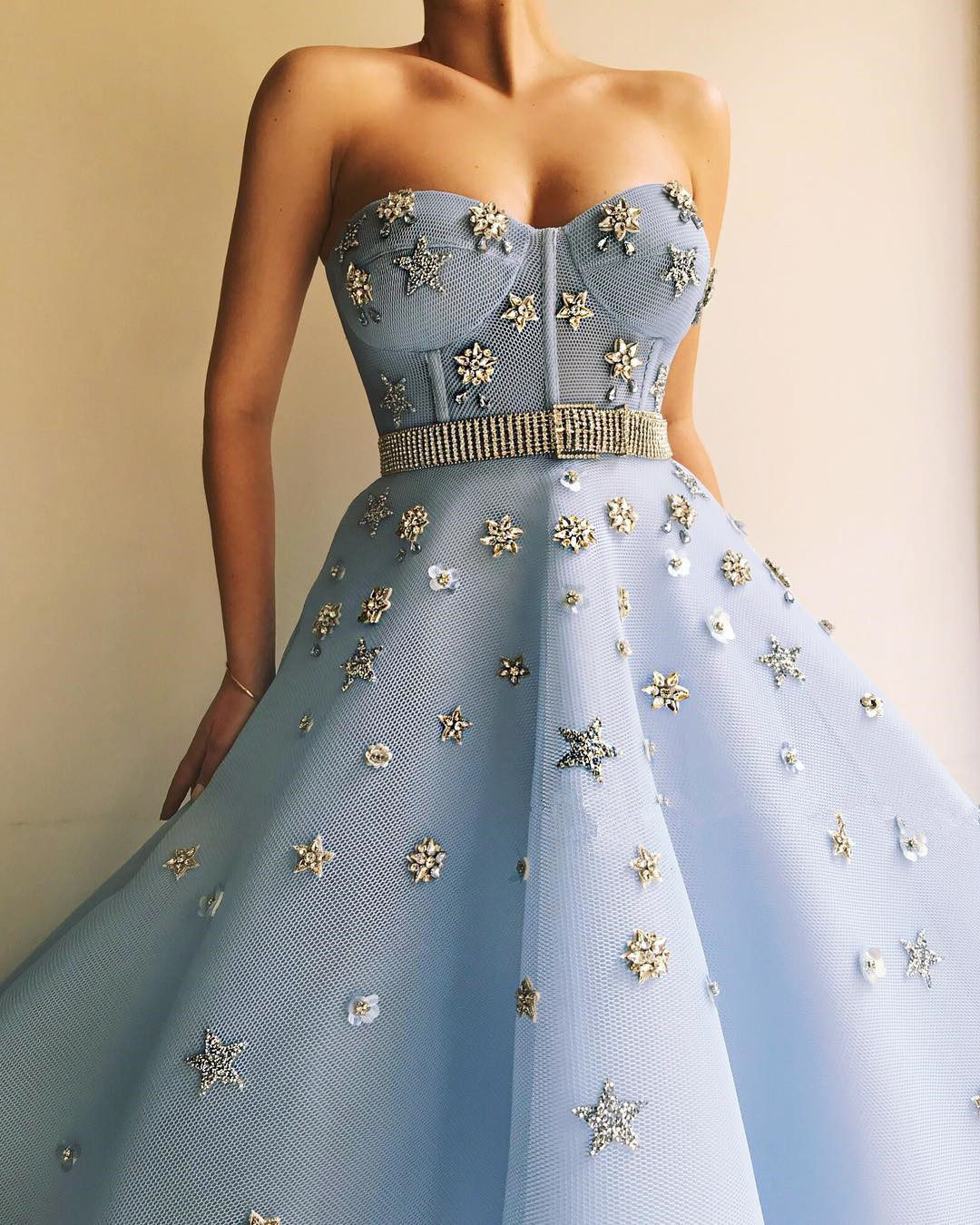 A-line Strapless Sweetheart Neck Sleeveless Floor-length Tulle Evening Dress With Beading 3
