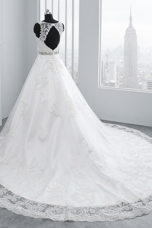 A-line Jewel Neck Sleeveless Floor-length Tulle Wedding Gown With Lace 4