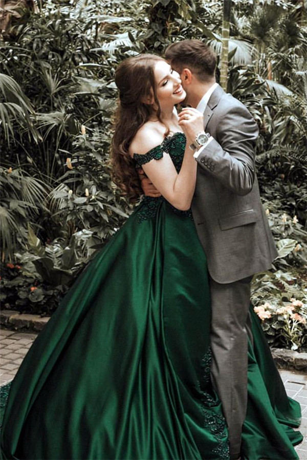 Ball Gown Off-the-shoulder Sleeveless Sweep / Brush Train Evening Gown With Appliques 4