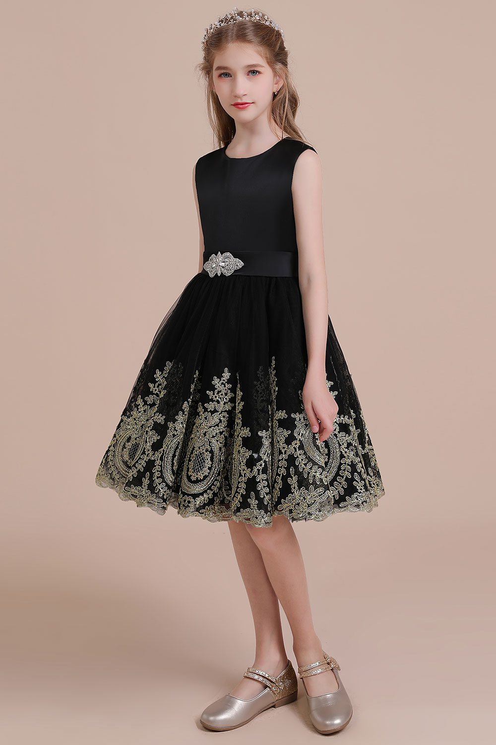 A-line Jewel Neck Sleeveless Knee-length Satin Flower Girl Dress With Appliques 3