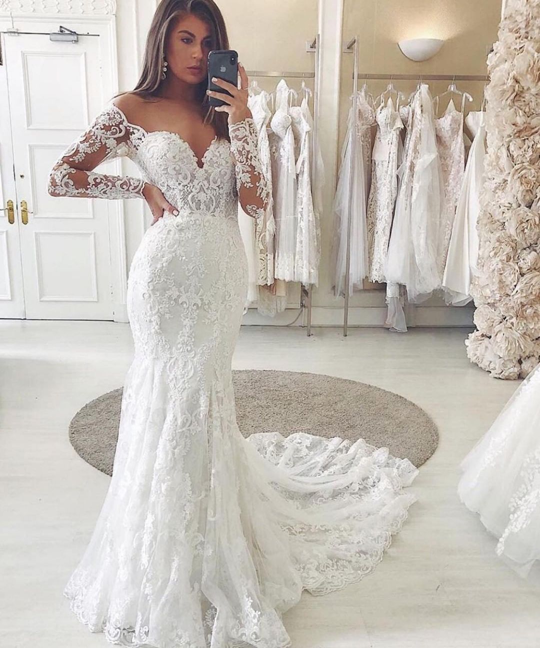 Mermaid Sweetheart Neck Long Sleeves Floor-length Tulle Wedding Gown With Sweep / Brush Train 2