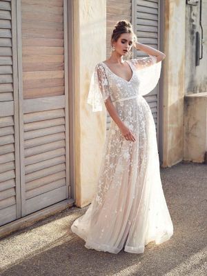 V-neck Half-Sleeves Tulle Bridal Dress With Lace