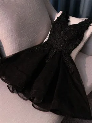 Selena Beaded Lace V-Neck Short A-Line Tulle Prom Dress