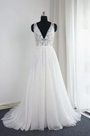 A-line V-neck Sleeveless Floor-length Tulle Bridal Attire With Lace