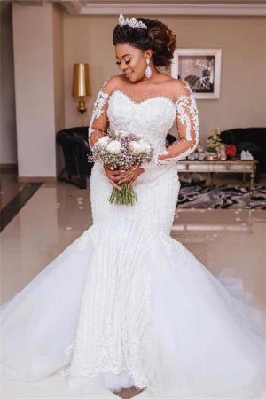 Mermaid Strapless Sweep / Brush Train Wedding Gown With Appliques