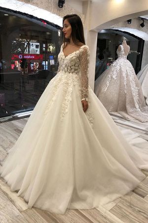 Ball Gown Sweetheart Neck Long Sleeves Chapel Train Lace Bridal Gown With Pearls
